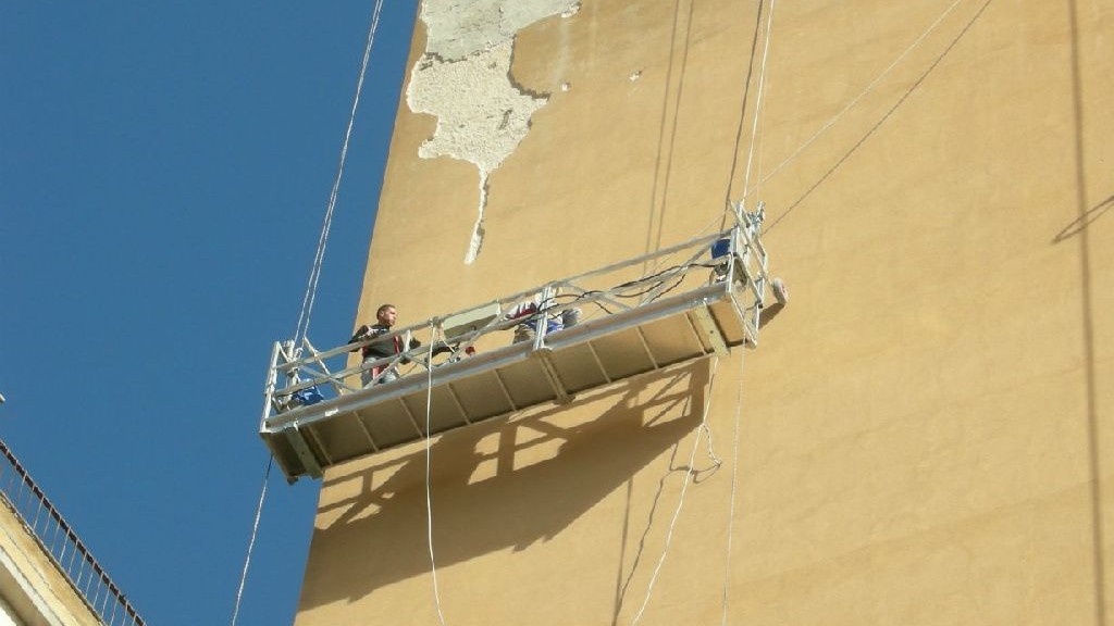 wpid-25618_ponteggiosospeso.jpg