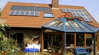 wpid-3602_edificiofotovoltaico.jpg