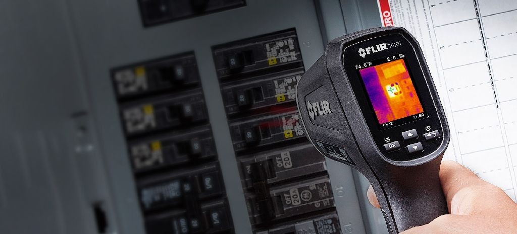 wpid-4498_heroelectricianTG.jpg